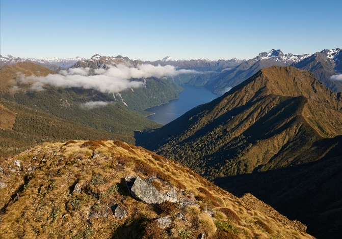 South Arm Lake Te Anau 671 X470 Px)